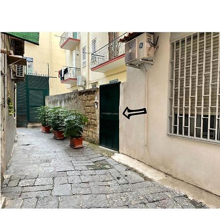 Cesi 13 Apartment Наполи Екстериор снимка